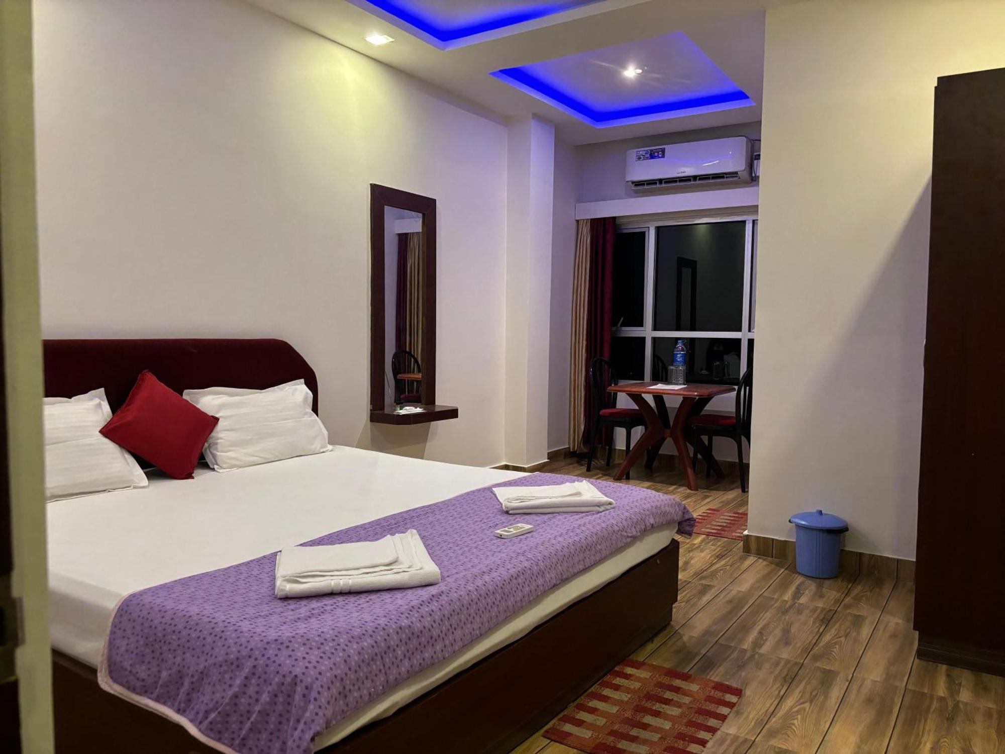 The Tamarind Tree Hotel & Restaurant Shadipur 外观 照片