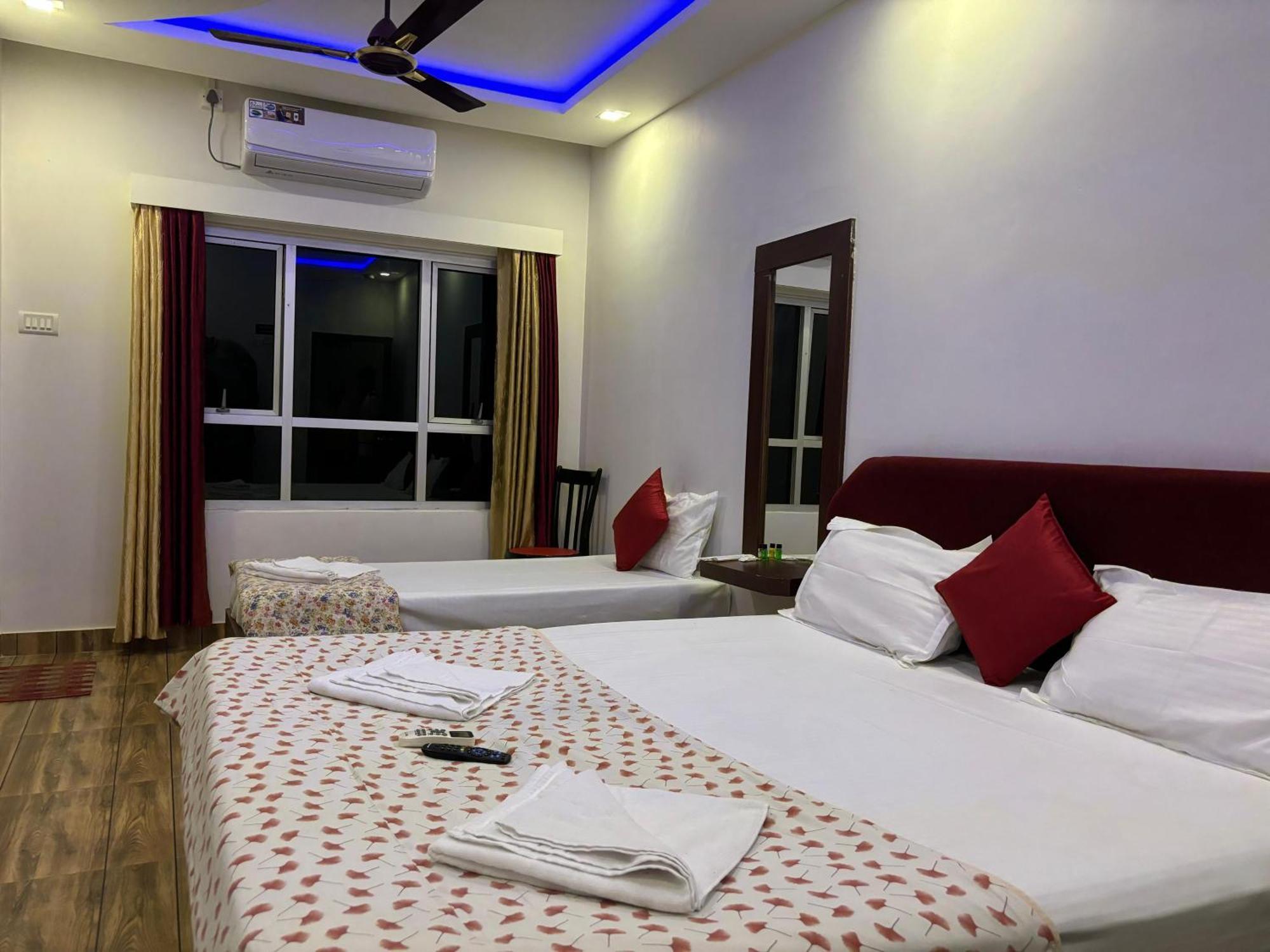 The Tamarind Tree Hotel & Restaurant Shadipur 外观 照片