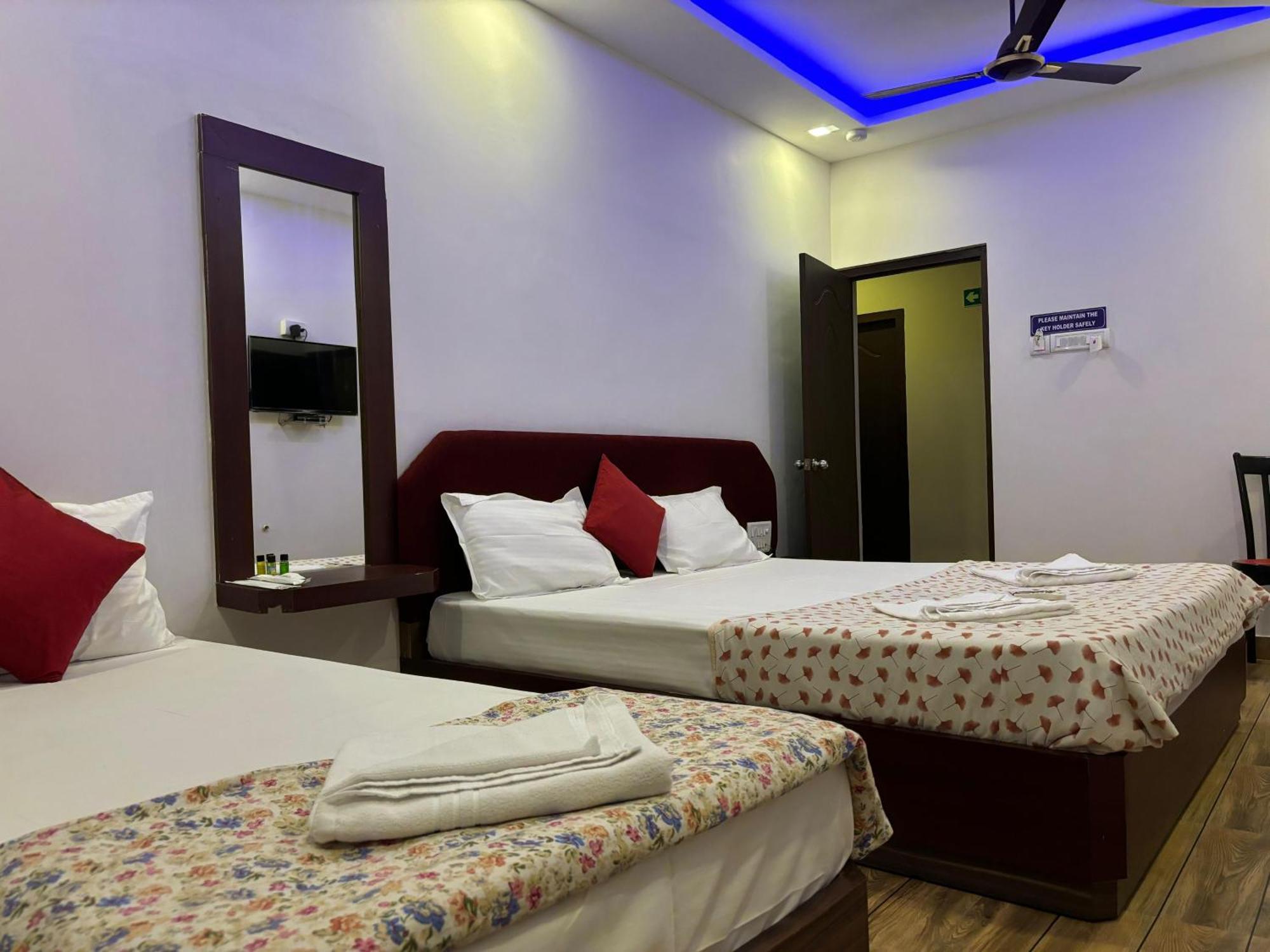 The Tamarind Tree Hotel & Restaurant Shadipur 外观 照片